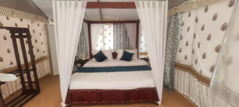 Our Cottages_compressed_Page_10_Image_0001