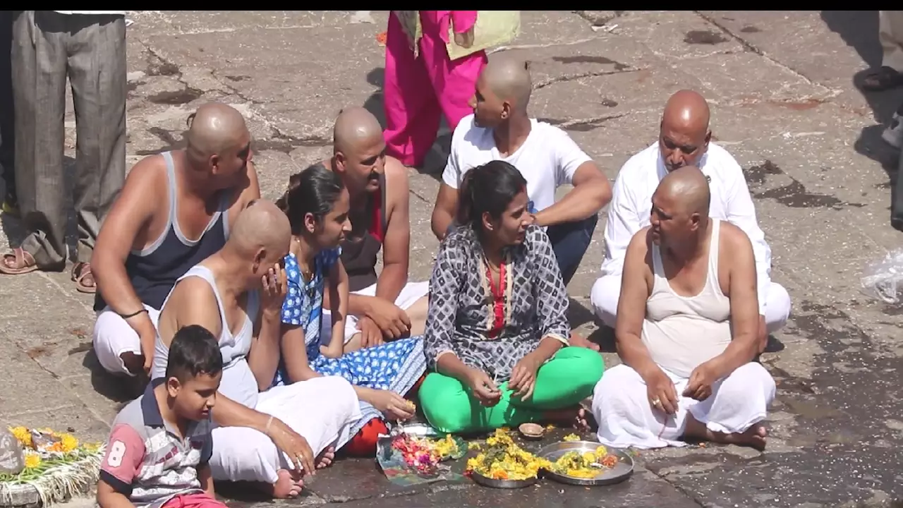 Ram Kund, Nashik: The Heart of the Vaishnavite Kumbh Mela 4 panddaan